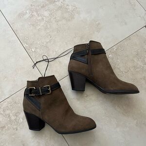 Express brown heeled boots